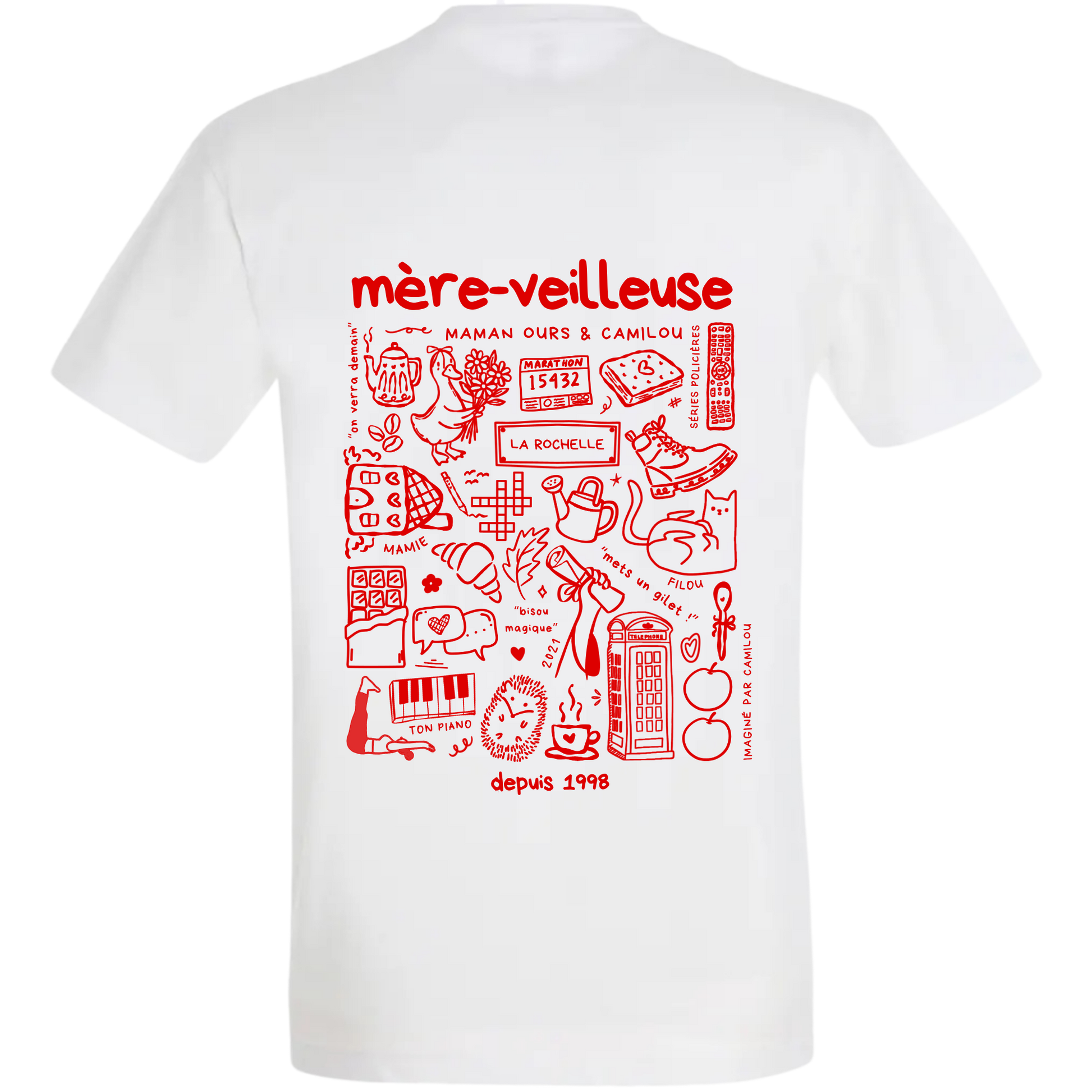 Photo détourée du modèle de t shirt Archives de la marque Koeur Indigo où il y a les souvenirs d'une mère et sa fille avec le texte personnalisé "Mère-veilleuse"" offert pour la fête des mères. 